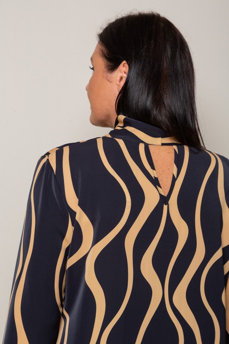 Платье прямое Amazone