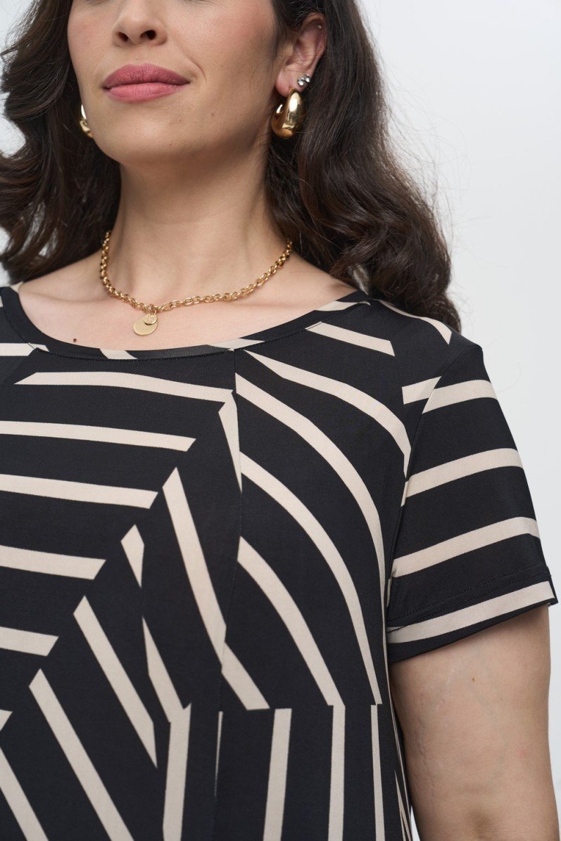 Платье приталенное INTIKOMA