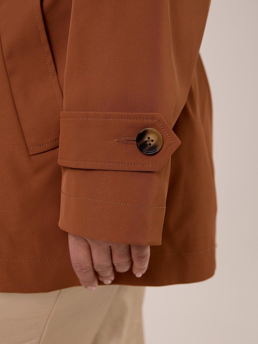 Ветровка MODRESS